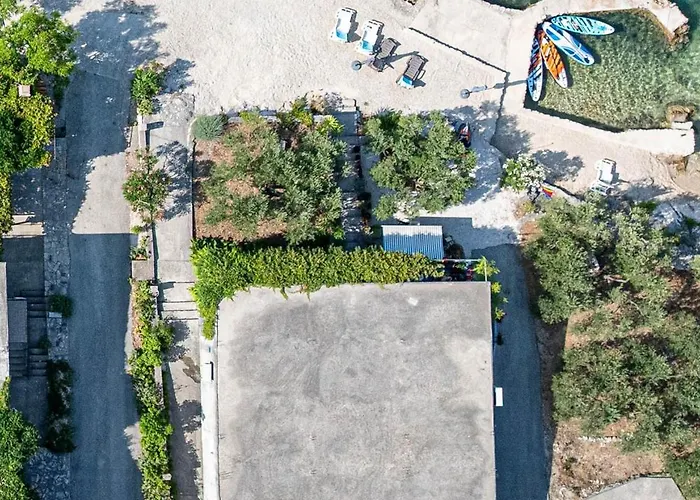 Apartment Apartments By The Sea Cove Pjestata, Peljesac - 10210 Janjina